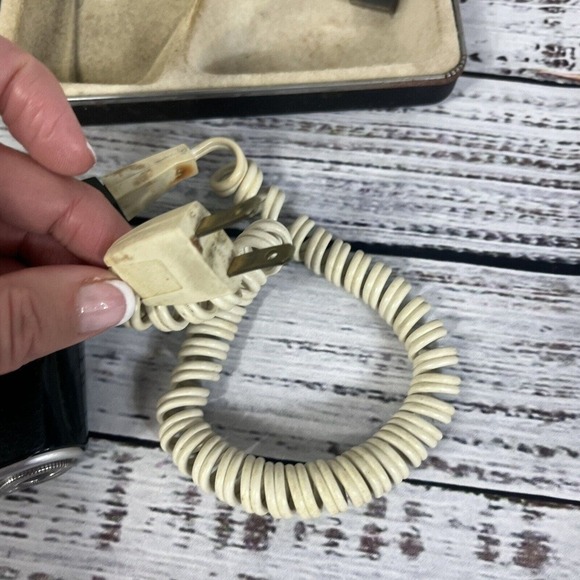 Norelco Speedshaver Flip-Top Vintage Green Electric Shaver Razor w Case - Picture 9 of 15